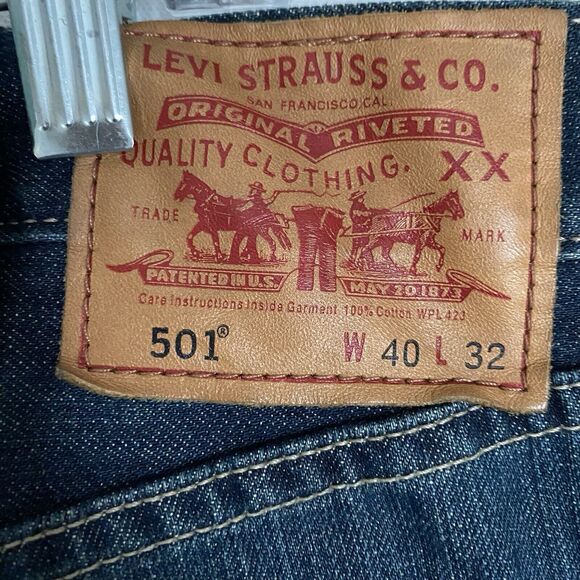 Levis 501 Men’s Jeans 40x30 Blue Button Fly Distressed Straight Leg Relaxed - Picture 5 of 8